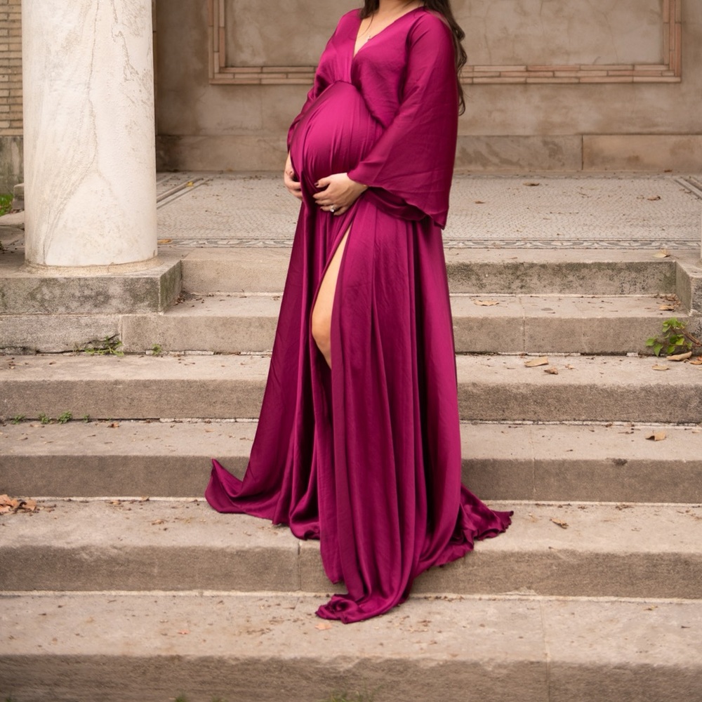 Elegant Maternity Maxi Dress in Deep Fuchsia